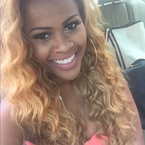 Meet your Posher, Alicia